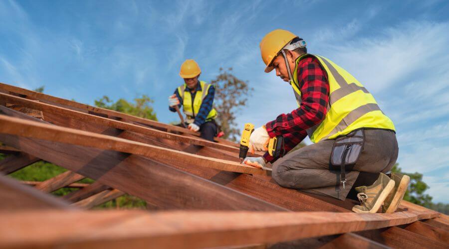 Professional Flat Roofing Installation services in Regina, NM